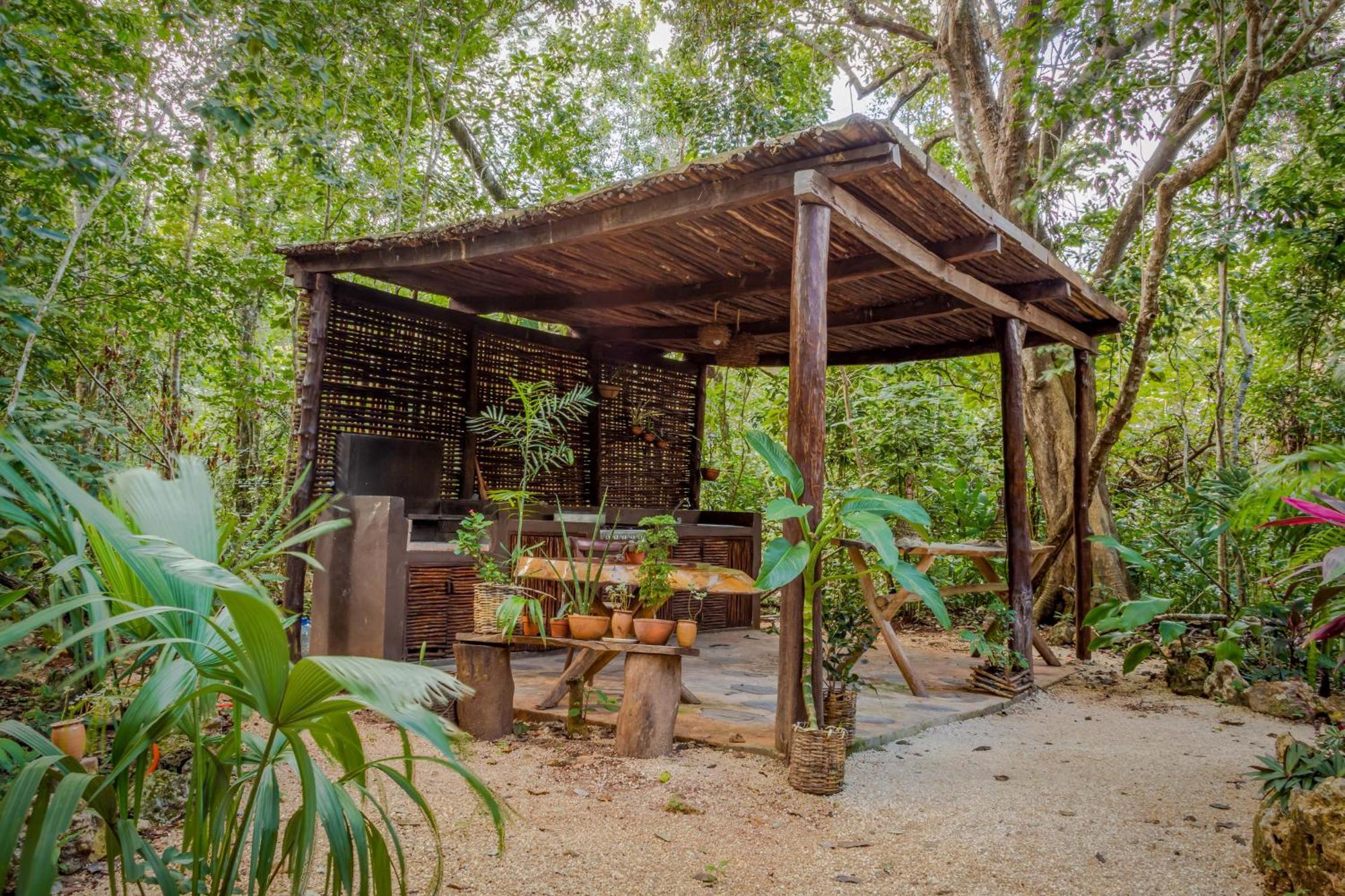 Madre Tierra Eco Habitat ξενώνας Puerto Morelos Εξωτερικό φωτογραφία